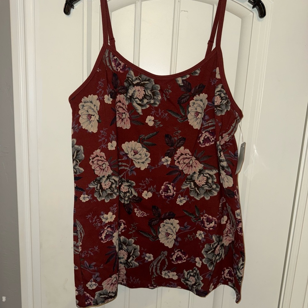 NWT Torrid Burgundy Floral Camisole sz 2 (18/20)